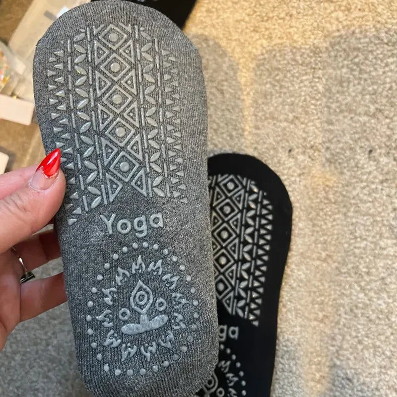 Women Men Yoga Socks Anti Slip Bandage Sports Ladies Girls Ballet Socks Dance Sock Slippers Yoga Socks Non Slip Acupressure Mat